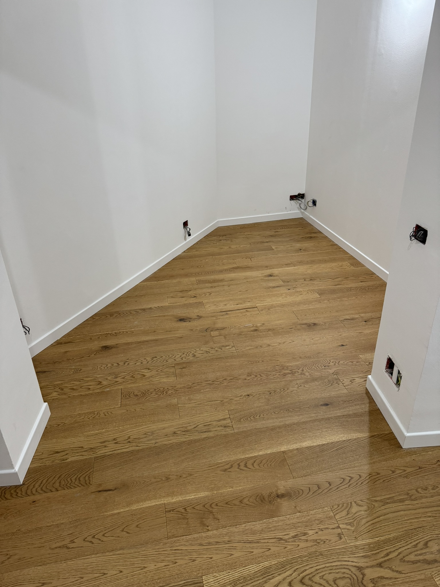 Parquet Prefinito Rovere Slavonia Modello Jemma Rustico 13×150×1400-2200 mm – 49,00 €/m² + IVA