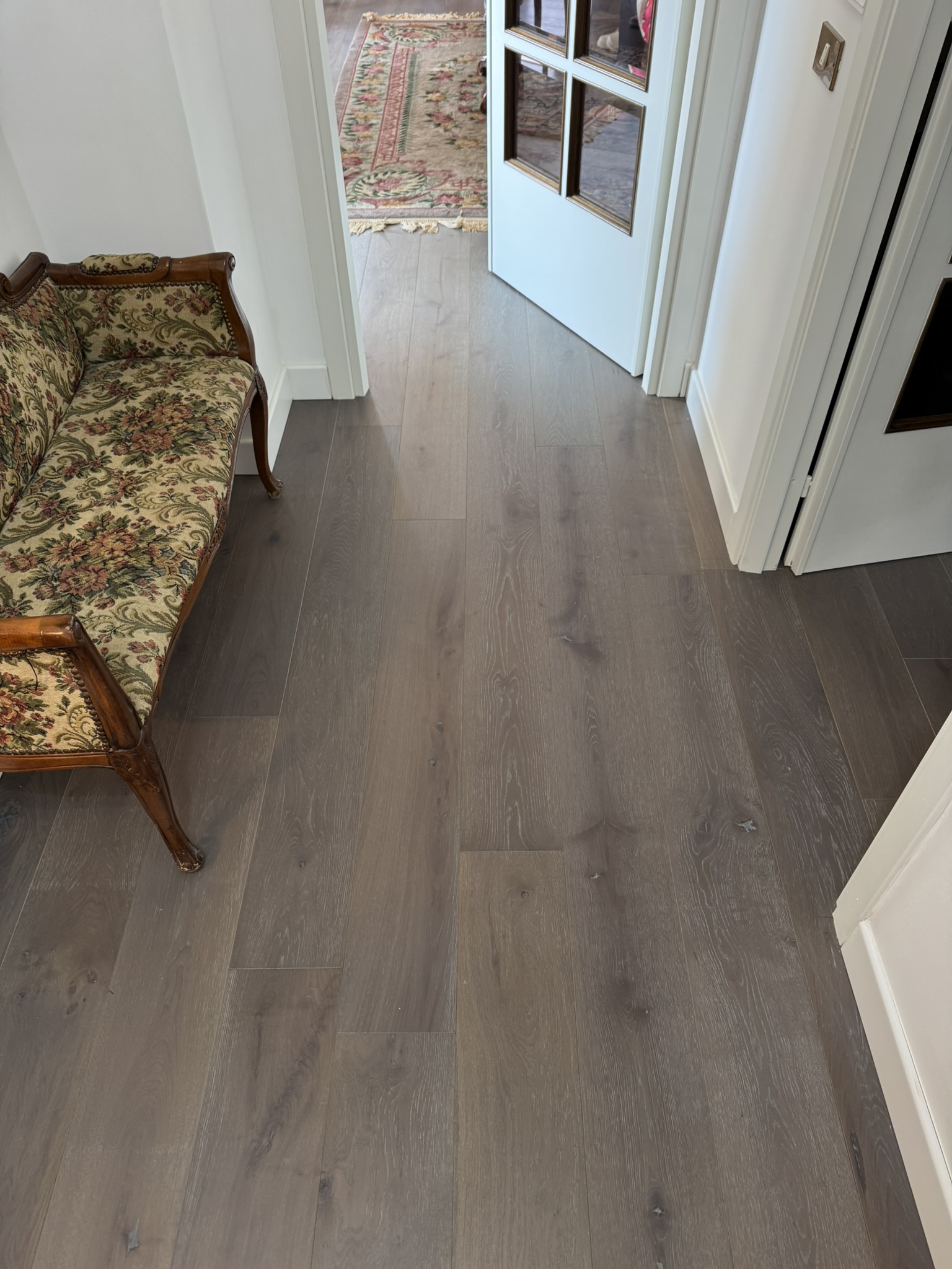 Parquet Prefinito Rovere Slavonia Rustico Grigio Decapato 14×180×600-2000 mm – 29,00 €/m² + IVA
