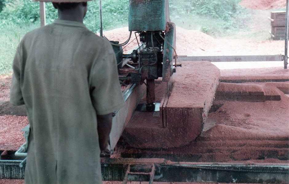 SESSANT'ANNI DI RICERCA E PASSIONE PER IL LEGNO