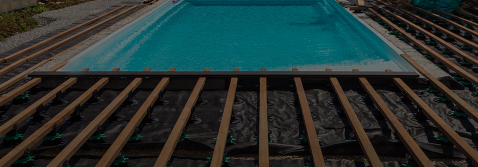 Sistema con viti a vista fissate su morali