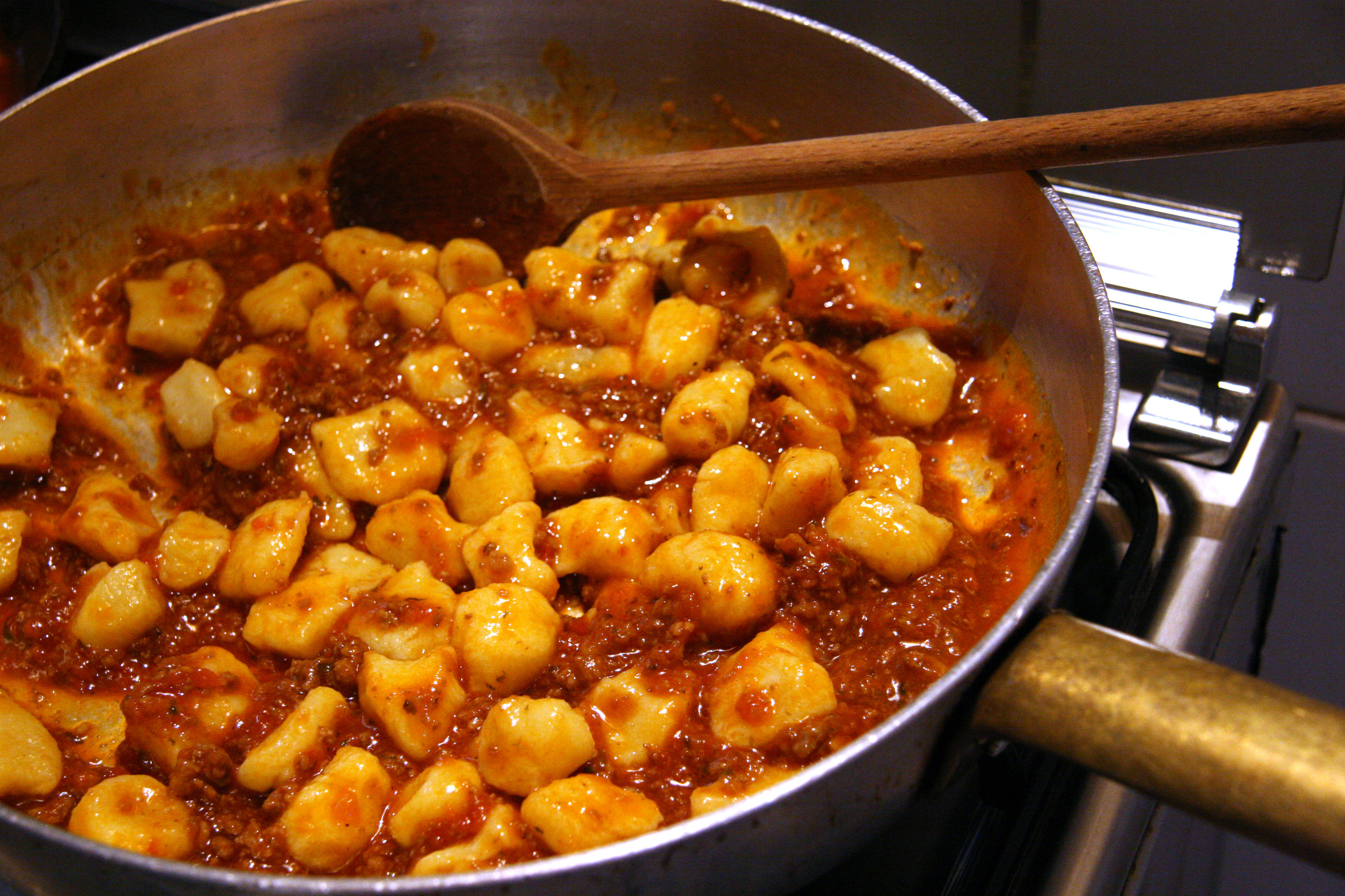 Gnocchi al ragù di cinghiale